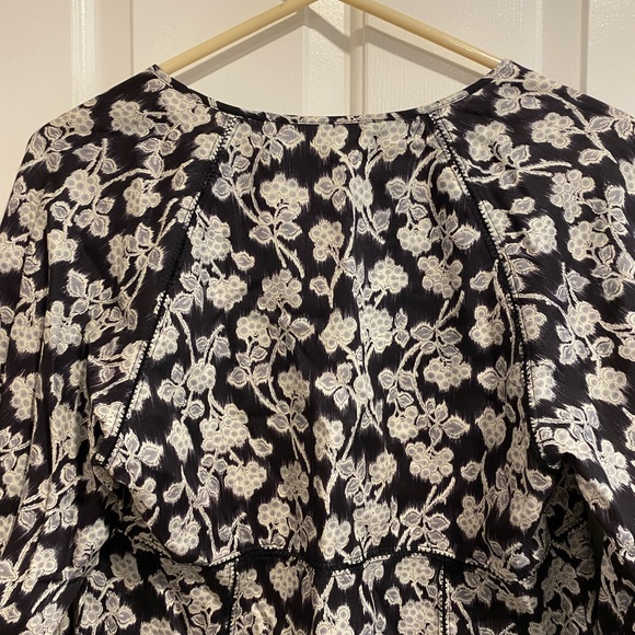 Rebecca Taylor Alicia Top Long Sleeve Buttoned Floral Blouse Size 8 NWT - Picture 9 of 15